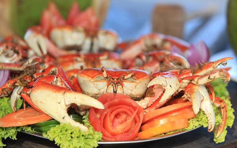 Caranguejo sergipano, prato típico da gastronomia regional servido no Paraíso dos Tambaquis em Estância, Sergipe, perto da Lagoa dos Tambaquis